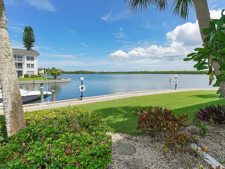 4320 Falmouth Dr #B105 — Photo 172