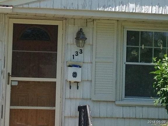 5th image of 133 Cambridge Dr
