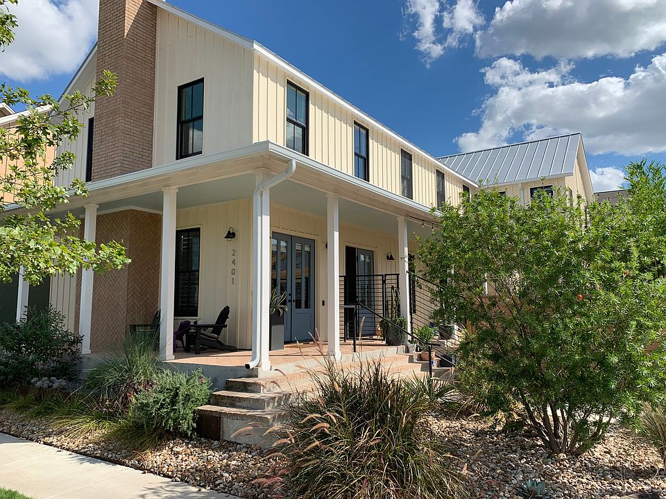 Metal roof, custom colors