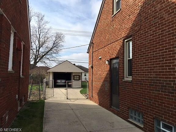 2nd image of 6011 Pelham Dr