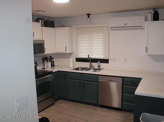 3rd image of 774 4th Ave E