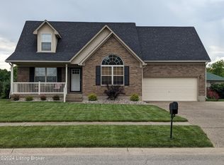 187 Clear Lake Dr, Shepherdsville, KY 40165