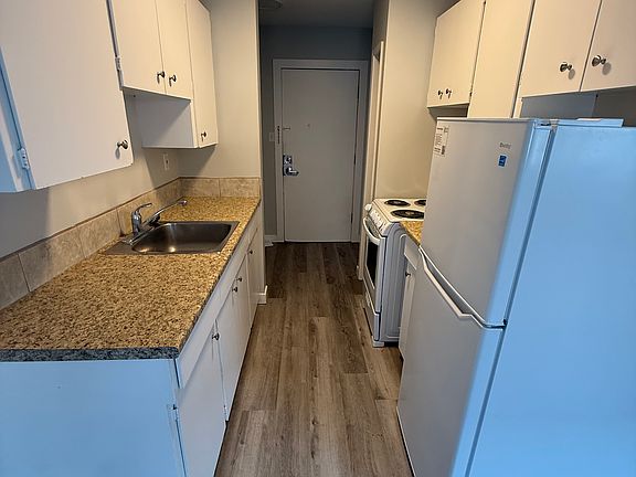 4th image of 10975 84th St NW #1433474