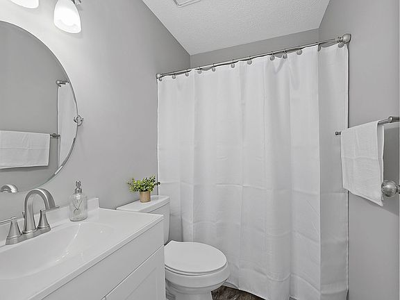 5th image of 5411 Bluesky Dr #2B-2Ba-1170Sqft