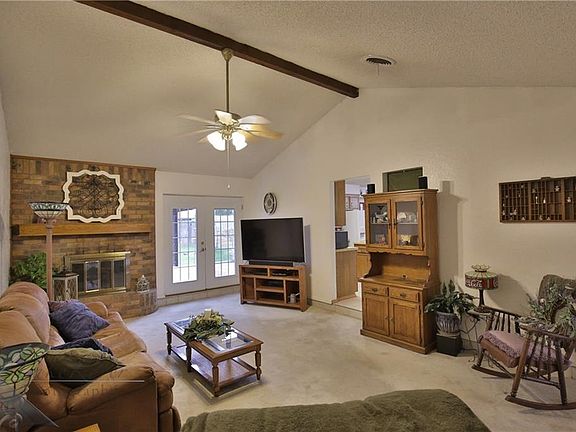 3rd image of 2240 Rexie Cir