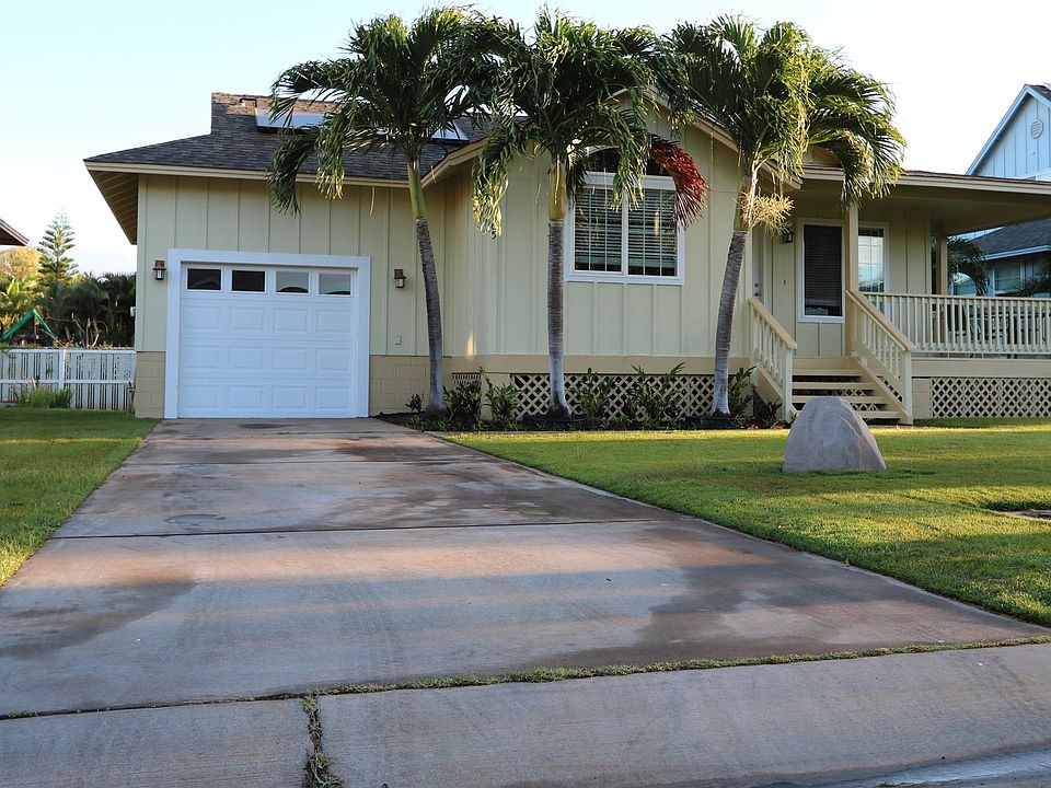 1st image of 165 Oluea Cir
