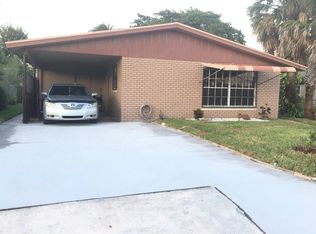 1548 W 20th St, Riviera Beach, FL 33404