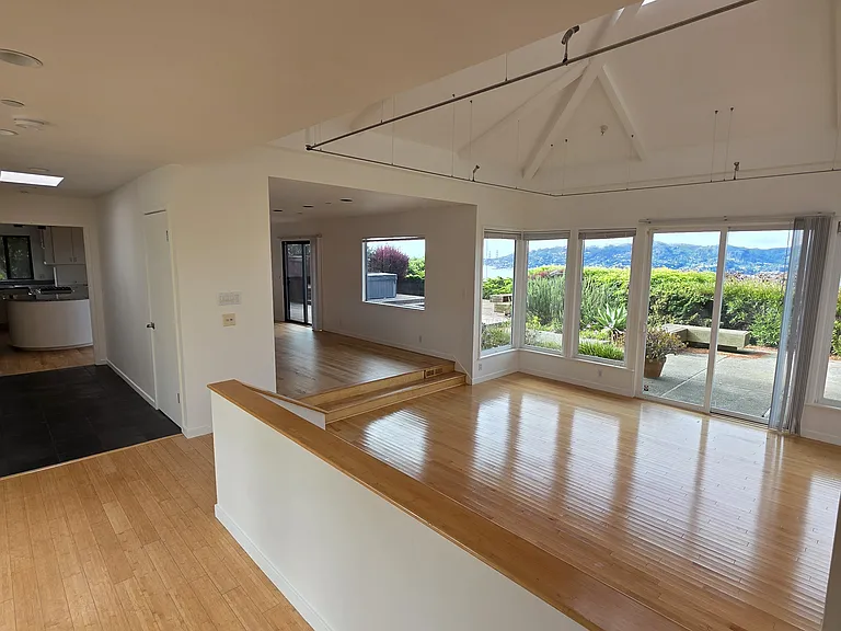 118 Hacienda Dr — Photo 46