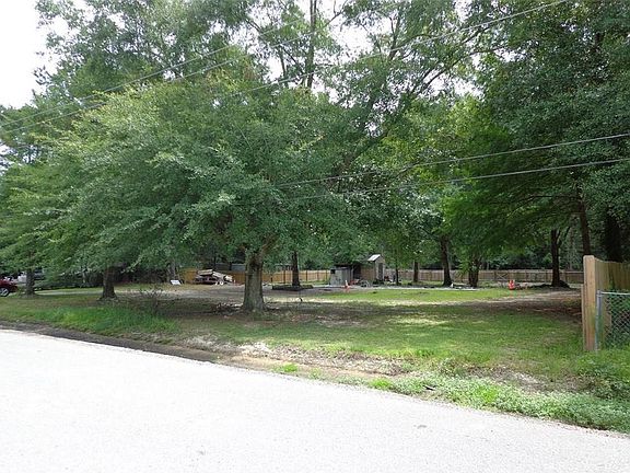 2nd image of 1594 E Pine Meadows Dr
