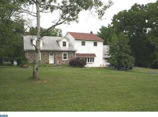 5455 Hoppenville Rd, Green Lane, PA 18054