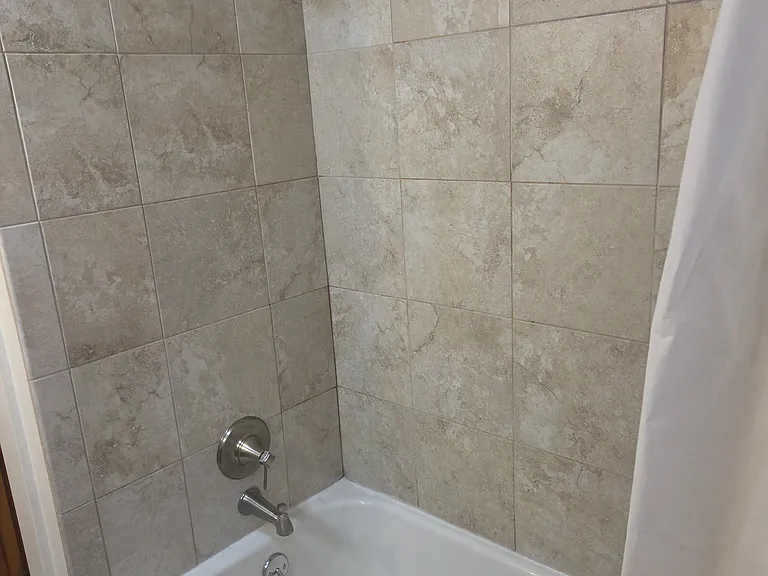 634 E 38th St #1 — Photo 12
