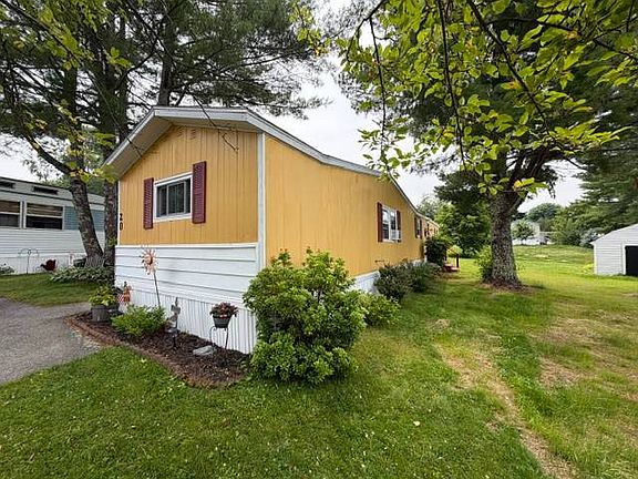 2nd image of 20 Windsor Dr