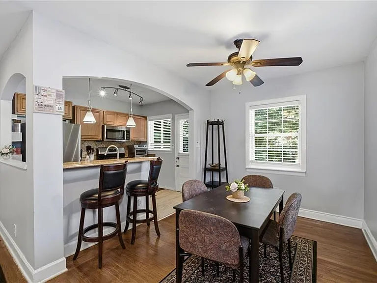 1401 Briarwood Rd NE — Photo 7