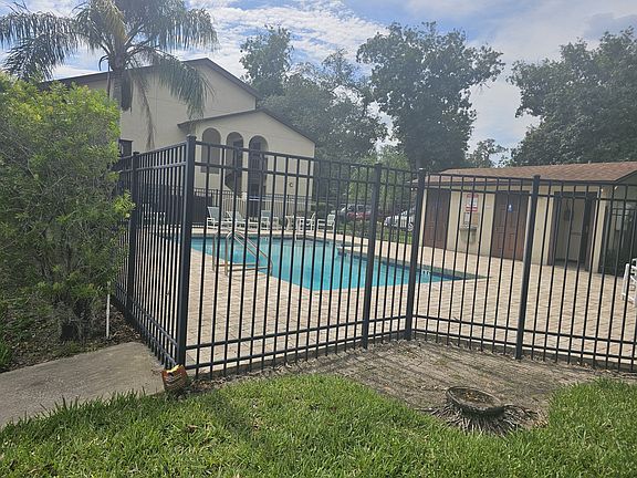 3rd image of 1255 Ponce Island Dr #754D