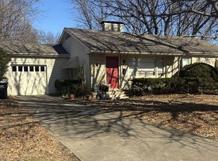 1109 E Linwood Dr, Springfield, MO 65807