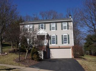 139 Elmhurst Dr, Coraopolis, PA