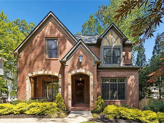 4th image of 164 Candler Dr