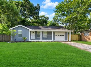 12313 23rd St, Santa Fe, TX 77510