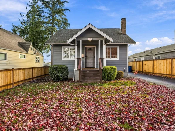 3855 Tacoma Avenue S, Tacoma, WA 98418