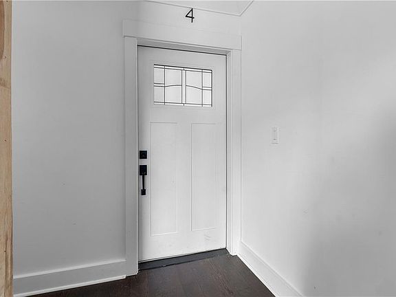 4th image of 610 Madola Rd #4