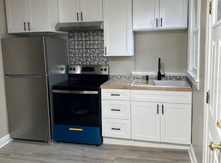 1206 River Rd APT 2, Wilmington, DE 19809