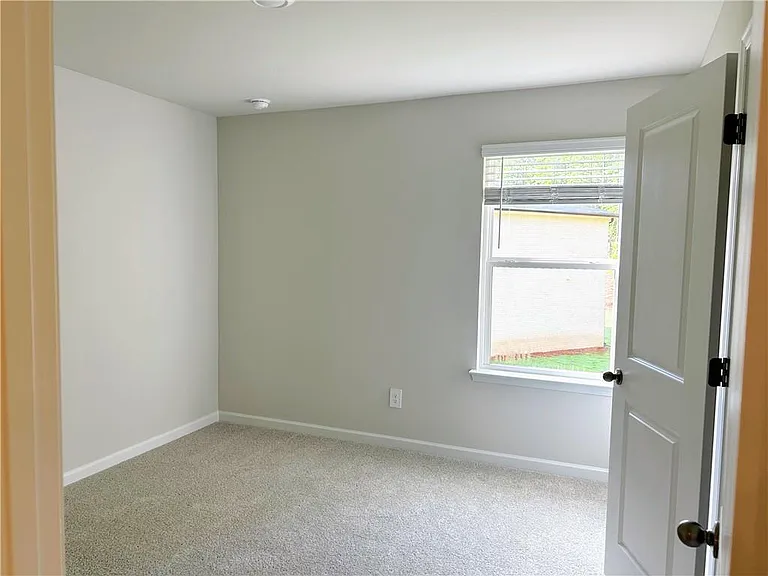 7811 Richmond Trl — Photo 13