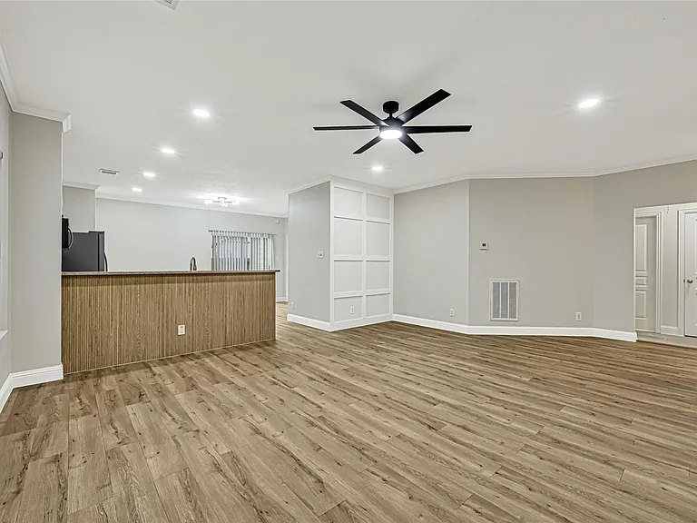 11015 Harston Dr — Photo 9