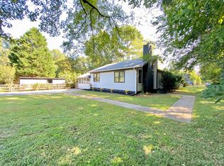 5901 Potter Rd, Matthews, NC 28104