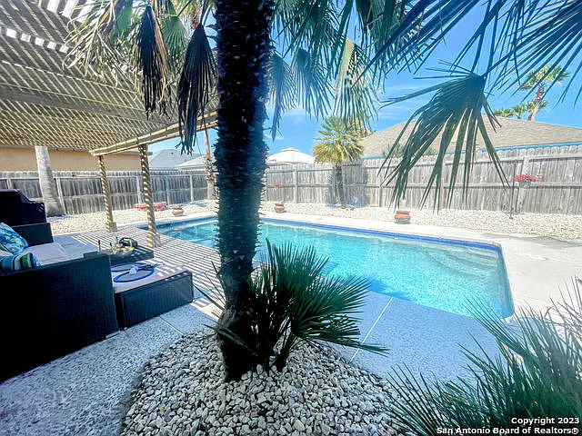 15126 Barataria Dr — Photo 1