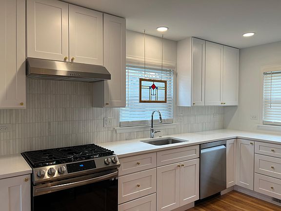 Tons of kitchen storage