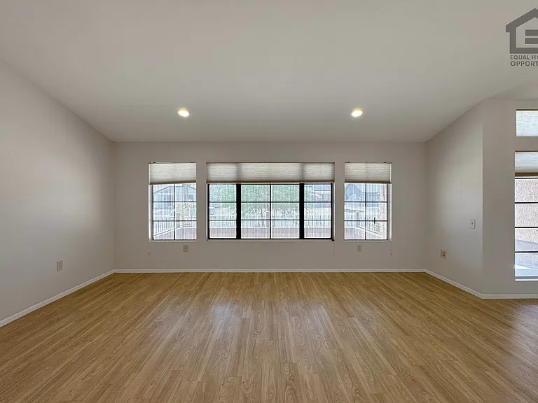 17211 N Desert Glen Dr — Photo 8
