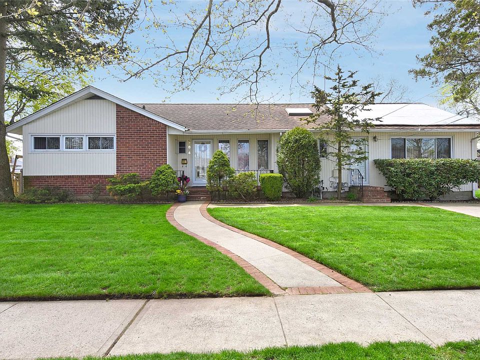 1st image of 584 Bellmore Ave