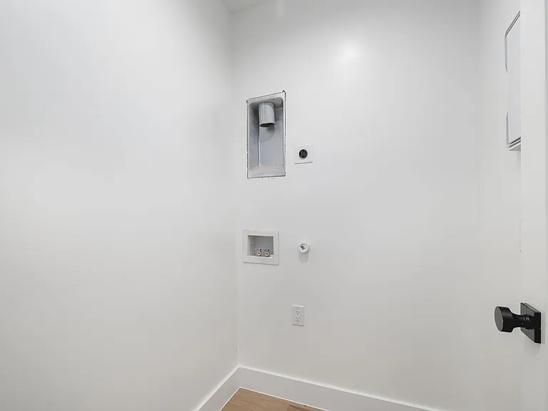 3053 Wycliff Ave #201 — Photo 20