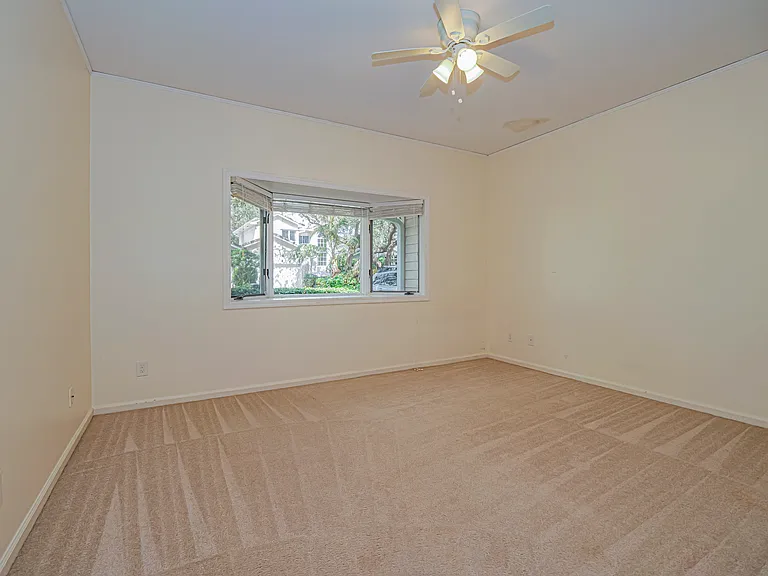 131 Peppertree Dr #21 — Photo 22