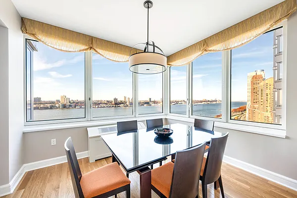 Rented by Compass | media 20