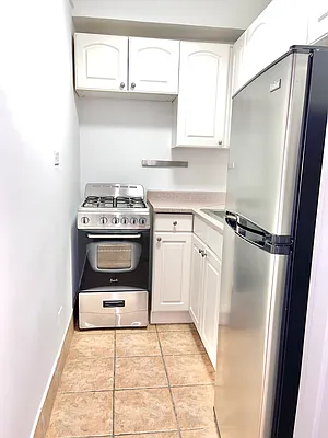 Sold by Sterling Holdings | media 8