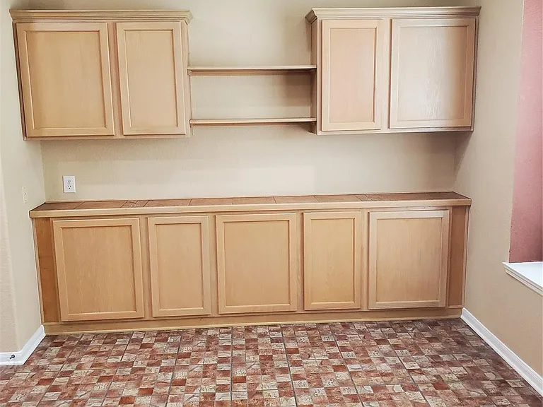 2715 Falling Forest Ct — Photo 24