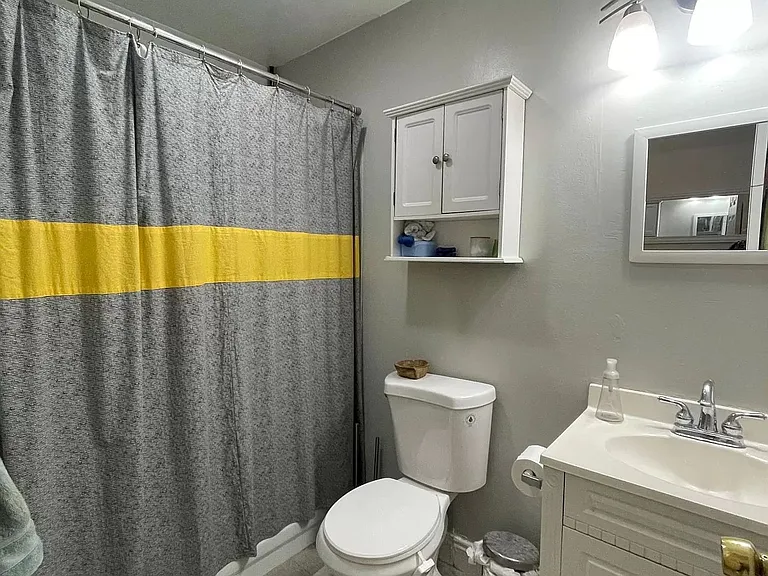291 E St #2 — Photo 7