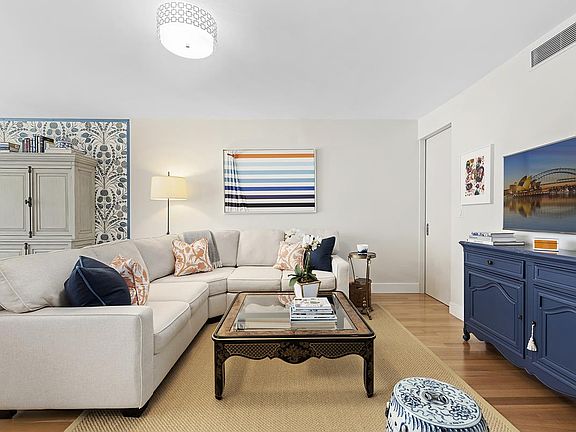 3rd image of 145 Lexington Ave APT 4