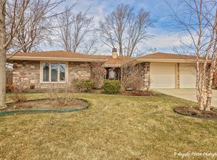 1140 Hassell Rd, Hoffman Estates, IL 60169