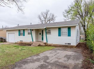 229 W 9th St, Edmond, OK 73003