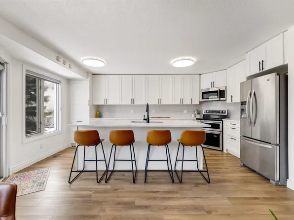 882 Ryan Pl NW #23, Edmonton, AB T6R 2K9