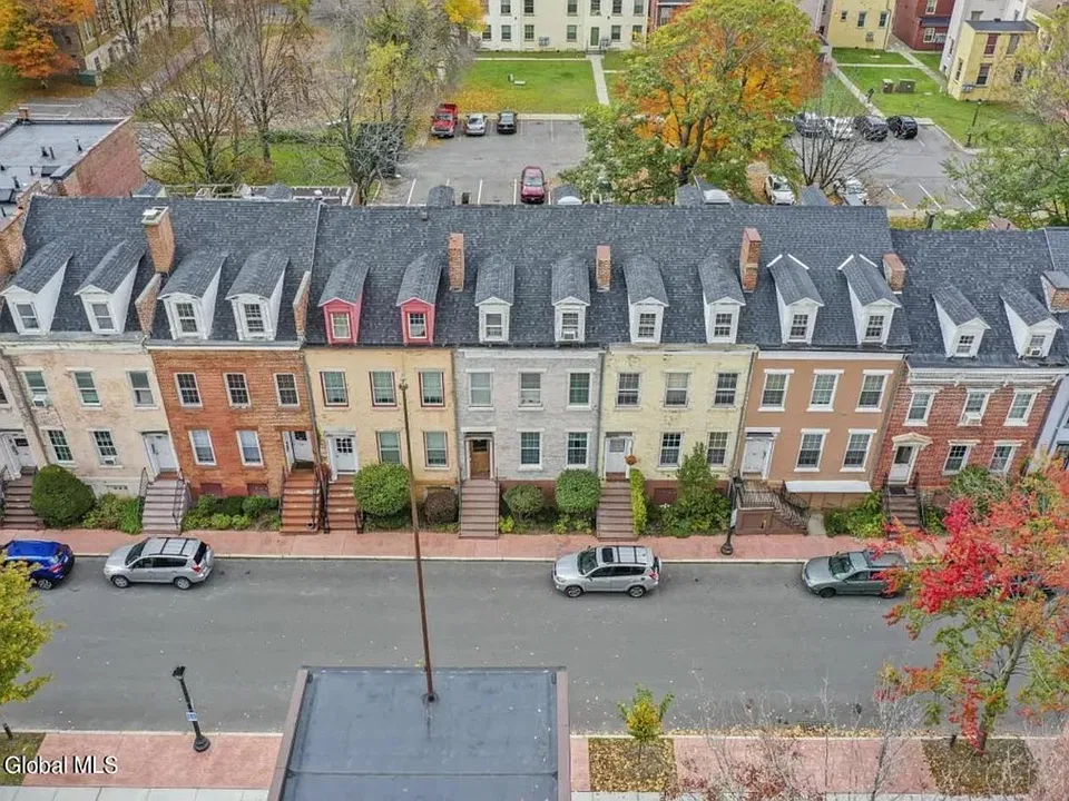 58 Westerlo St #3