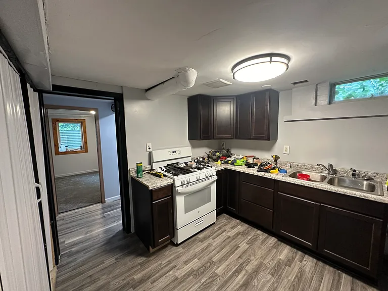 708 Valley View Rd #B — Photo 7