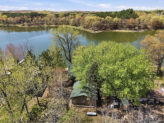 2nd image of 2184 Island Dr