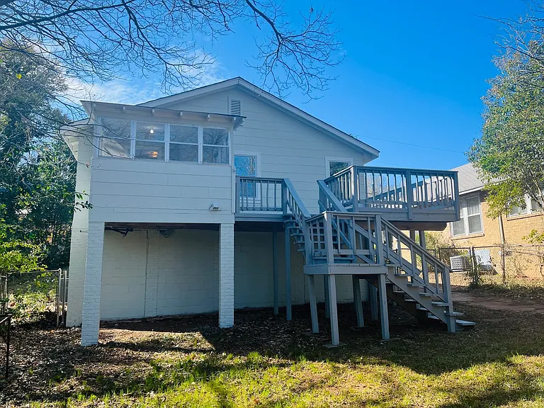 117 Boulevard — Photo 35
