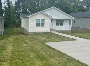 905 4th St, Radford, VA 24141