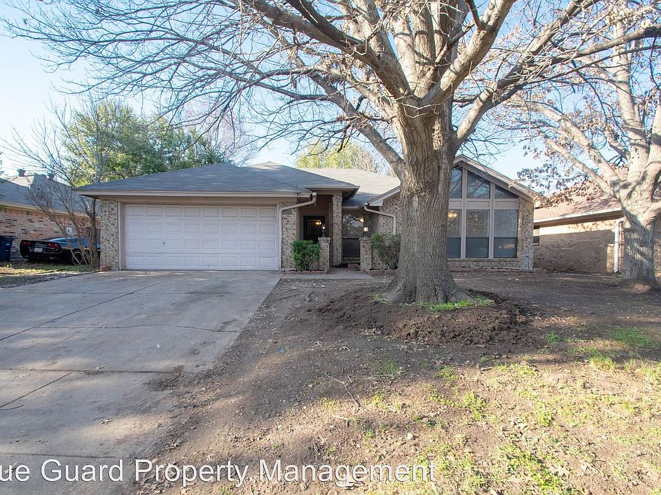 1st image of 1816 Willow Vale Dr
