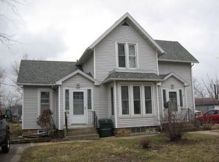 420 S Walnut St, Reedsburg, WI 53959