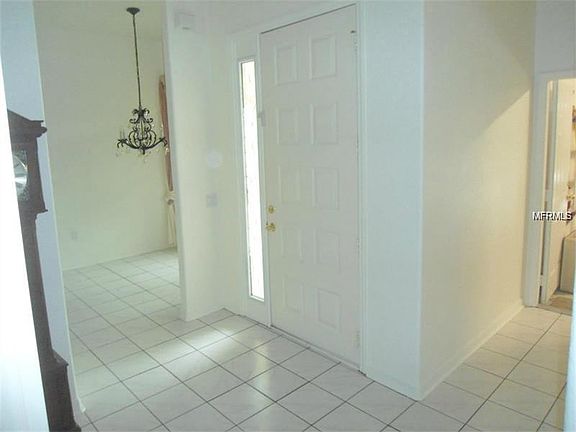 3rd image of 1113 Shoreline Ln
